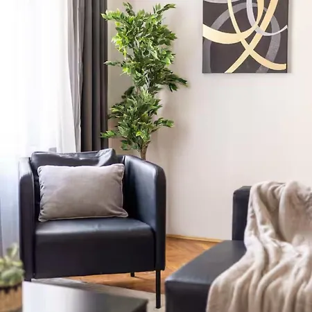 Steps To Great Market Hall - Artful 3br For 10 Guests * Budapešť